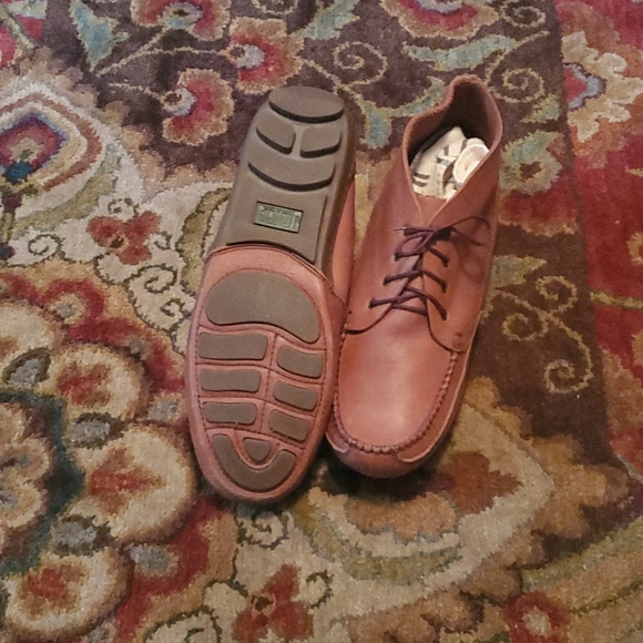 VNTG Johnston and Murphy High Top mocassin's LIKE NEW - Picture 4 of 7